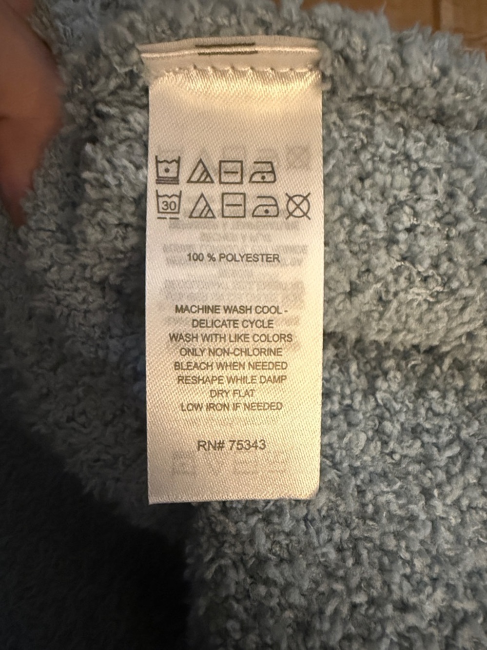 NWT! Sincerely Jules M Blanket Soft Vneck Sweater - Picture 9 of 9